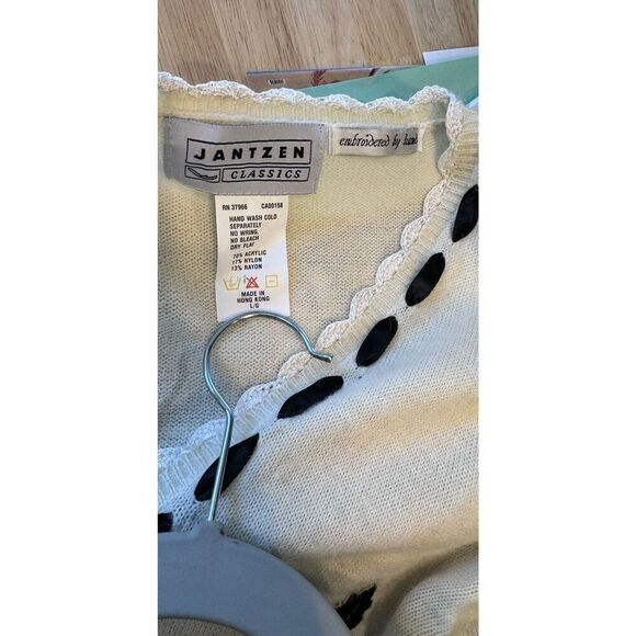 Jantzen classics size large black cream satin red embroidery Vintage - Picture 14 of 16